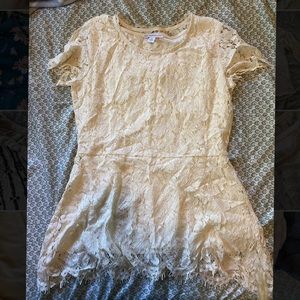 Peplum Lace cream long top